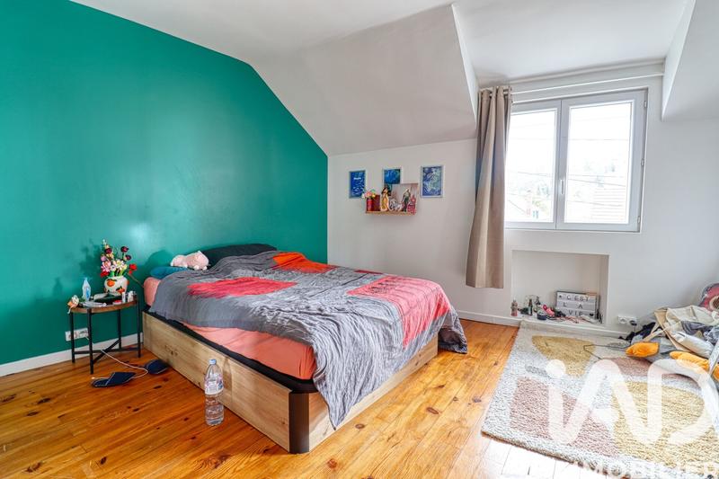 Maison - 197 m² - 7 pièces