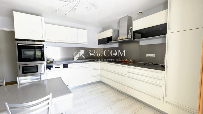 Maison - 147 m² - 5 pièces