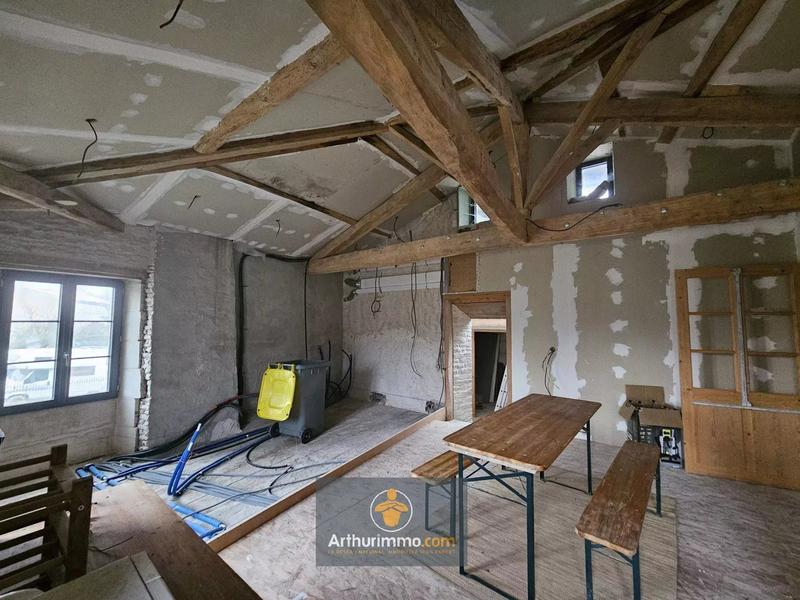 Maison - 225 m² - 6 pièces