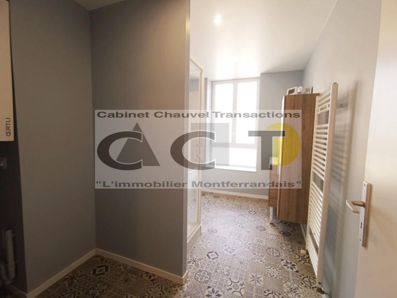 Appartement - 99 m² - 4 pièces