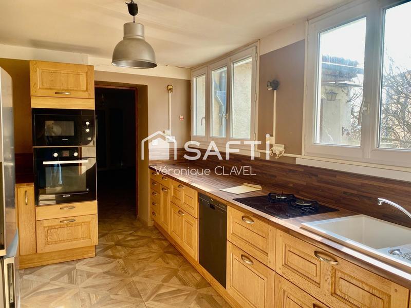 Propriété - 134 m² - 6 pièces