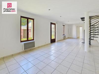 Immeuble - 70 m² - 5 pièces