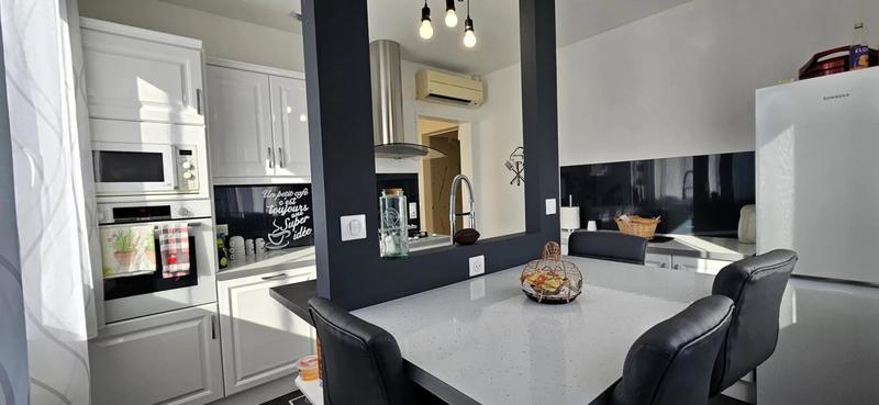 Maison - 110 m² - 6 pièces