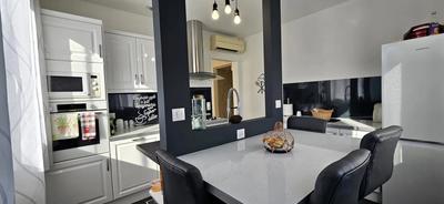 Maison - 110 m² - 6 pièces