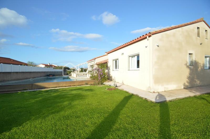 Villa - 180 m² - 5 pièces