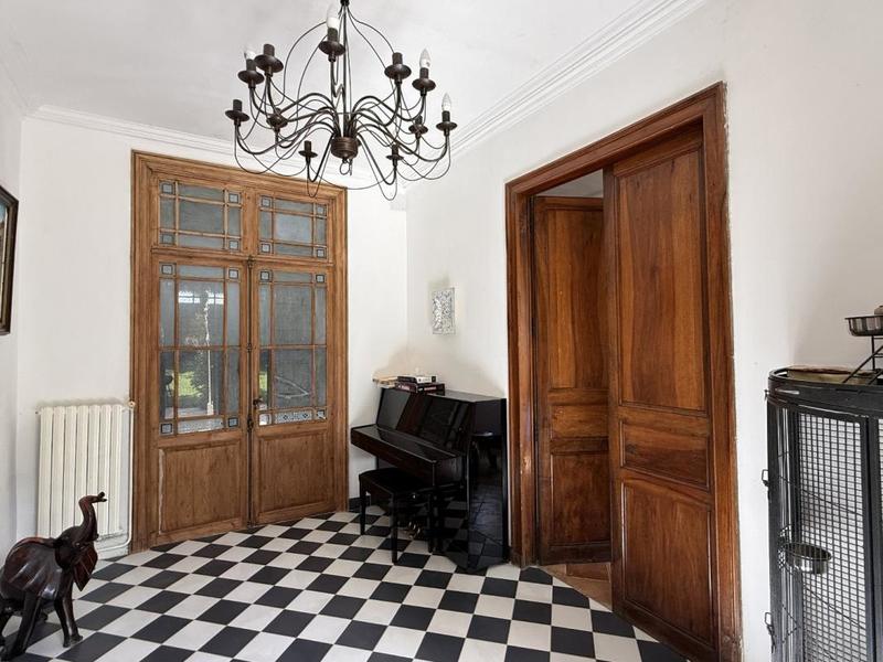 Maison de maîtres - 294 m² - 12 pièces