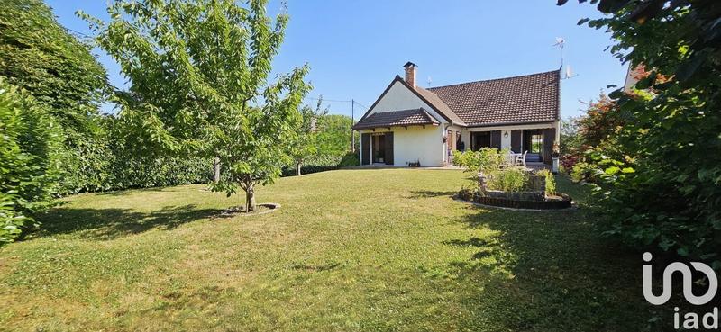 Maison - 166 m² - 8 pièces