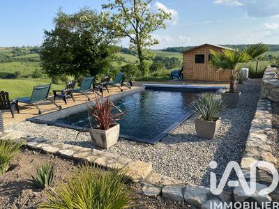 Maison - 130 m² - 4 pièces