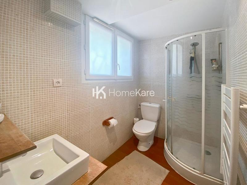 Maison - 180 m² - 7 pièces