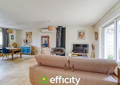 Villa - 90 m² - 5 pièces