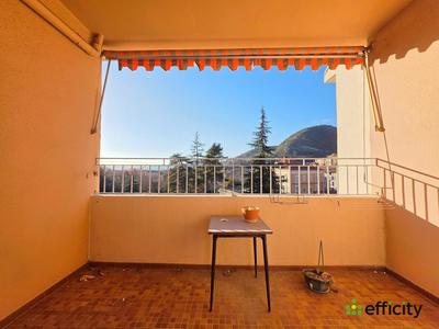 Appartement - 72 m² - 3 pièces