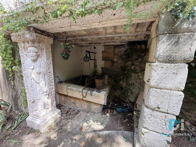 Maison - 215 m² - 7 pièces