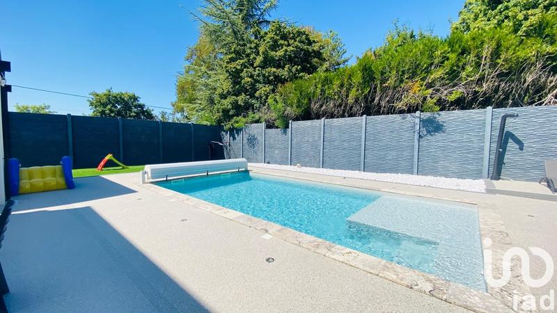 Maison - 190 m² - 8 pièces