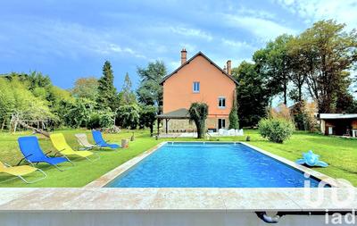 Maison de campagne - 300 m² - 10 pièces