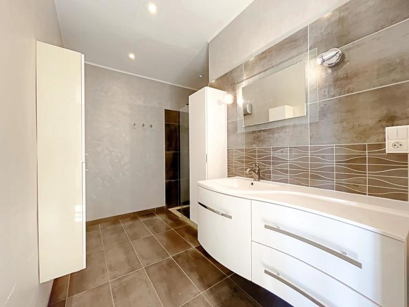 Appartement - 133 m² - 4 pièces