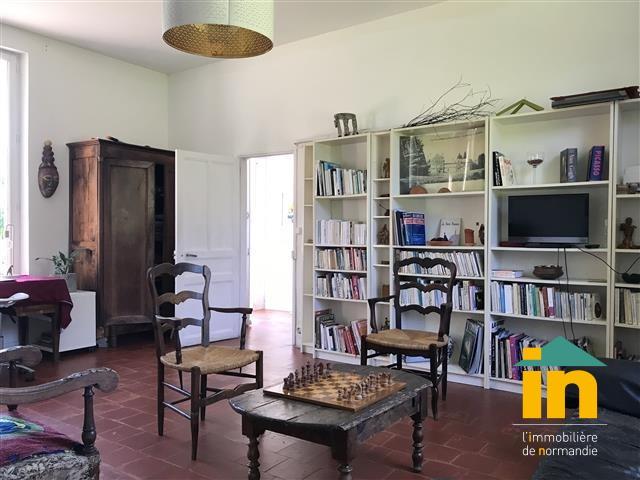 Demeure - 286 m² - 12 pièces