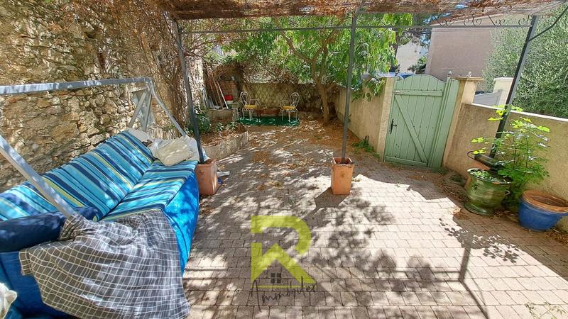 Maison de village - 177 m² - 7 pièces