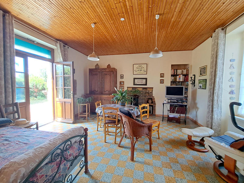 Maison - 104 m² - 5 pièces