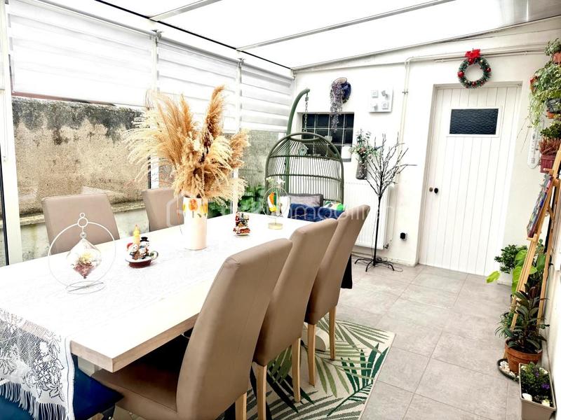 Maison traditionnelle - 80 m² - 4 pièces