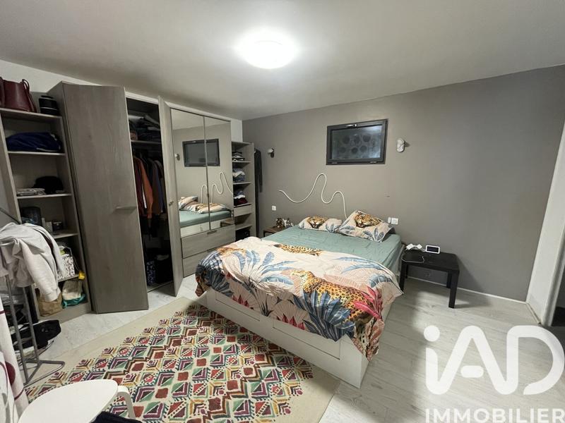 Maison - 206 m² - 5 pièces