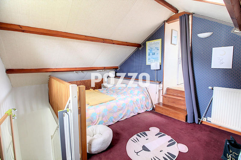 Maison - 93 m² - 5 pièces