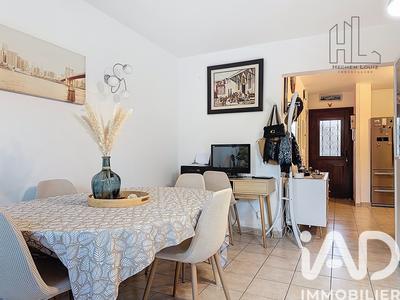 Maison - 94 m² - 5 pièces