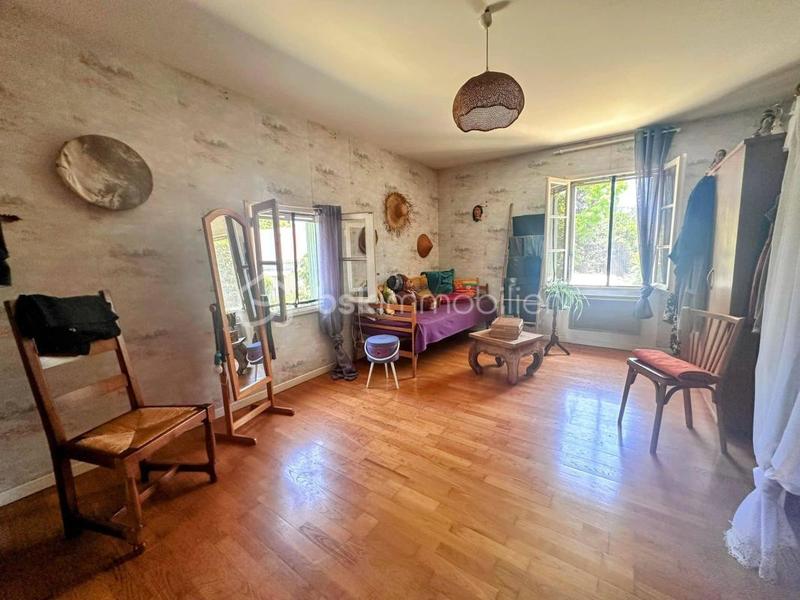 Maison de village - 225 m² - 9 pièces