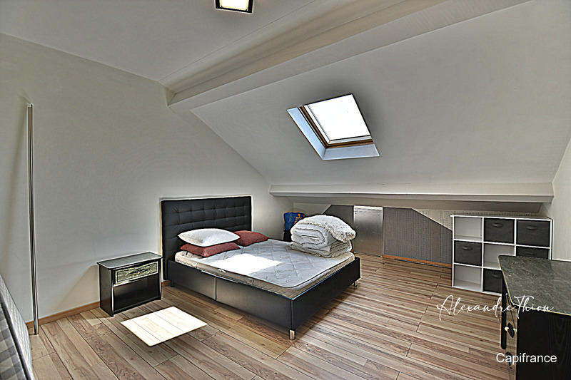 Maison - 288 m² - 12 pièces