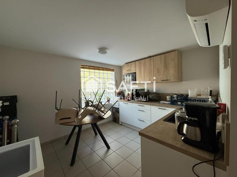 Local commercial - 380 m² - 5 pièces