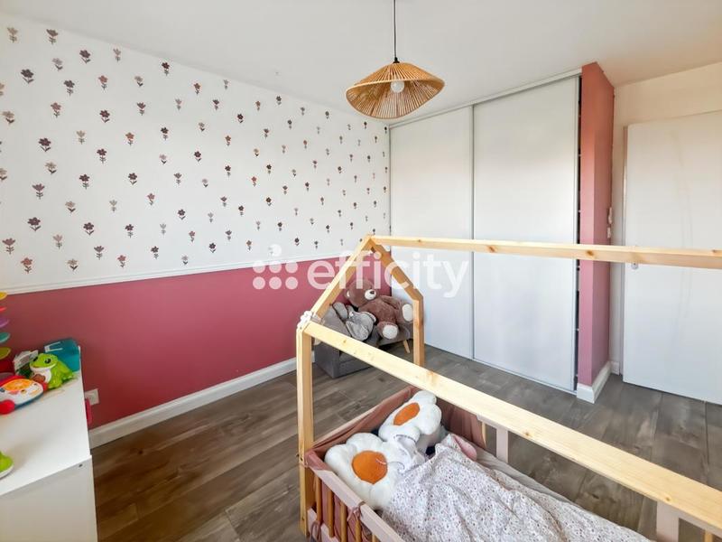 Pavillon - 93 m² - 4 pièces