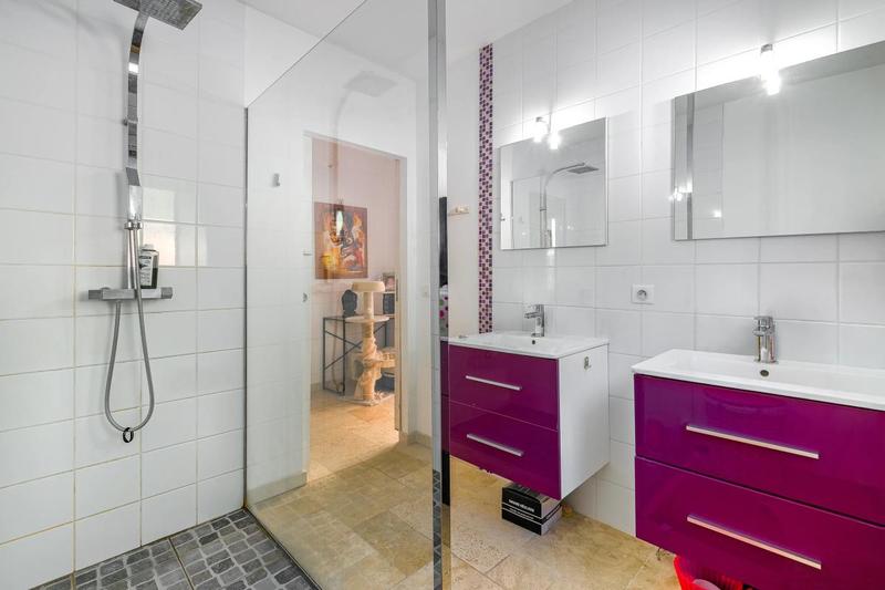 Villa - 290 m² - 10 pièces