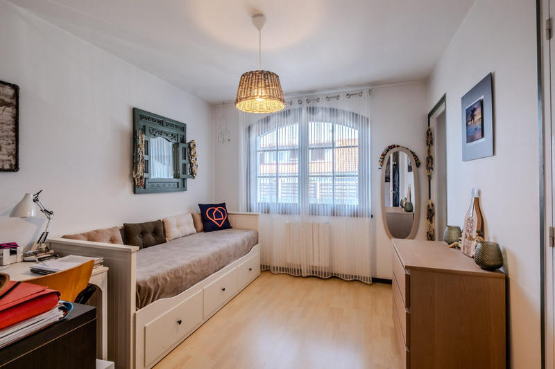 Maison - 206 m² - 7 pièces