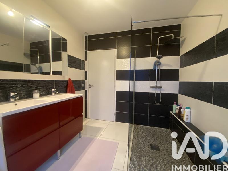 Maison - 170 m² - 5 pièces