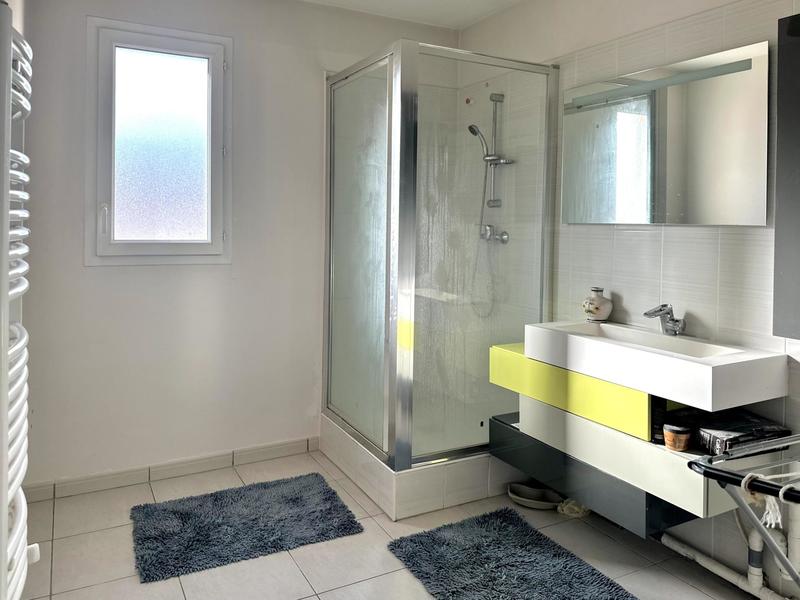 Appartement - 88 m² - 4 pièces