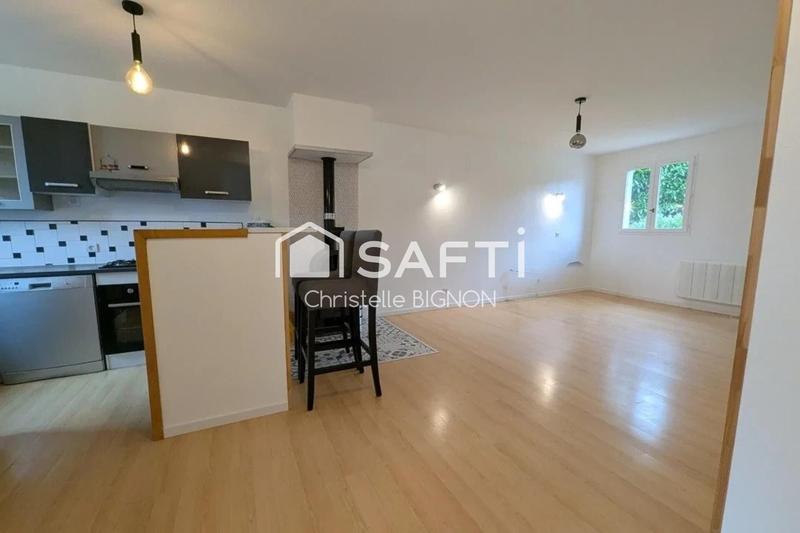 Maison - 90 m² - 5 pièces