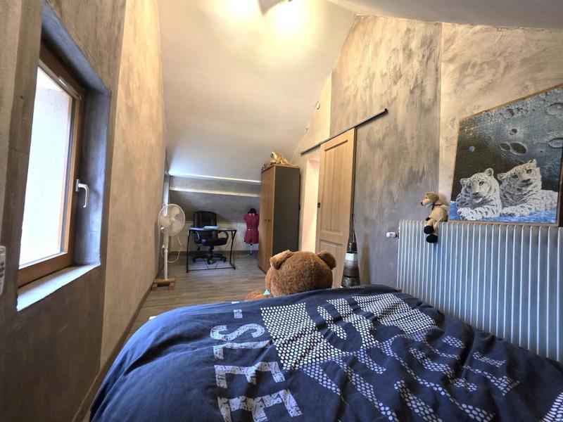 Maison - 217 m² - 8 pièces