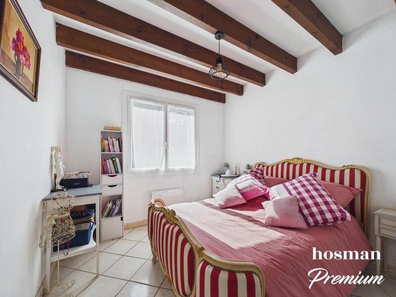 Maison - 210 m² - 9 pièces