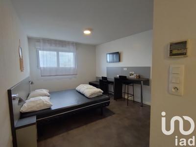 Studio - 24 m² - 1 pièce