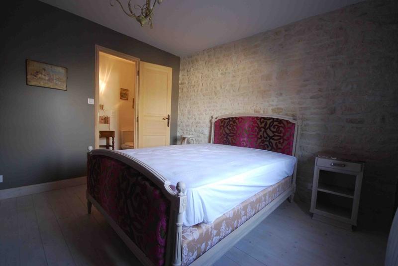 Maison - 220 m² - 6 pièces