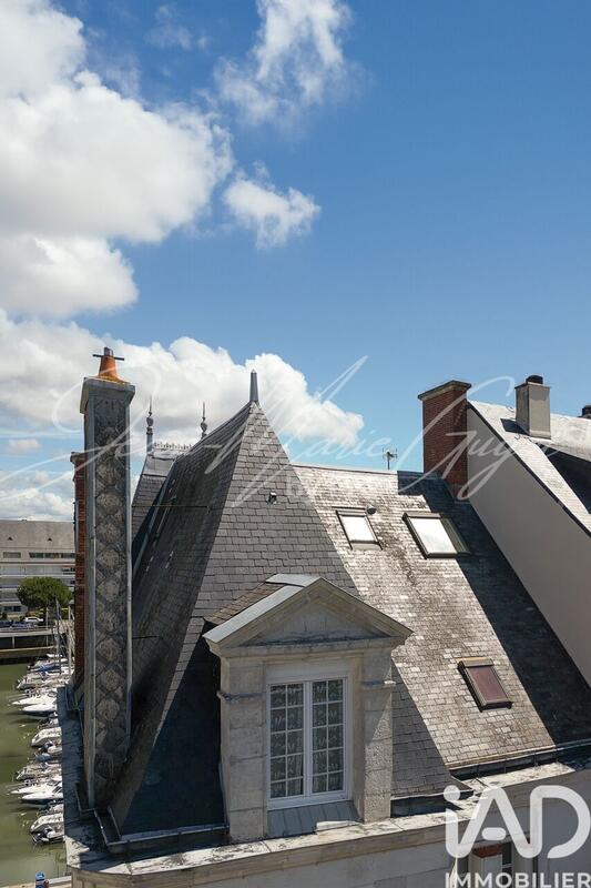 Maison - 354 m² - 12 pièces