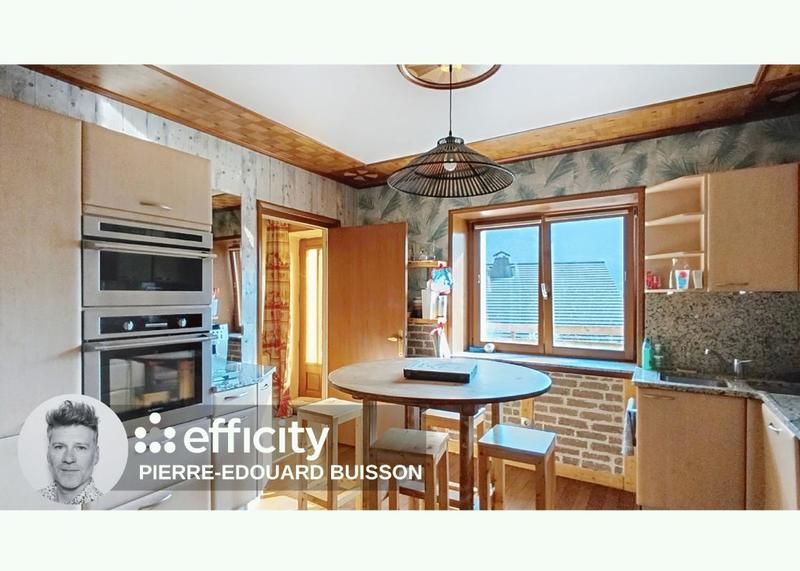 Maison - 154 m² - 7 pièces