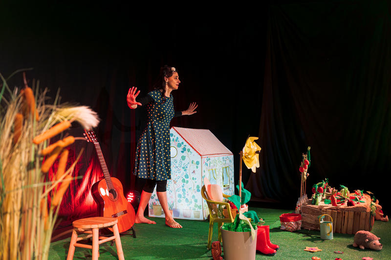 Les Vacances à la Médiathèque : Spectacle "Tour de jardin"