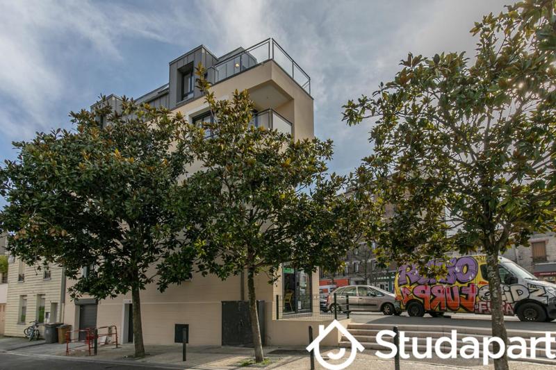 Chambre - 13 m² - 1 pièce