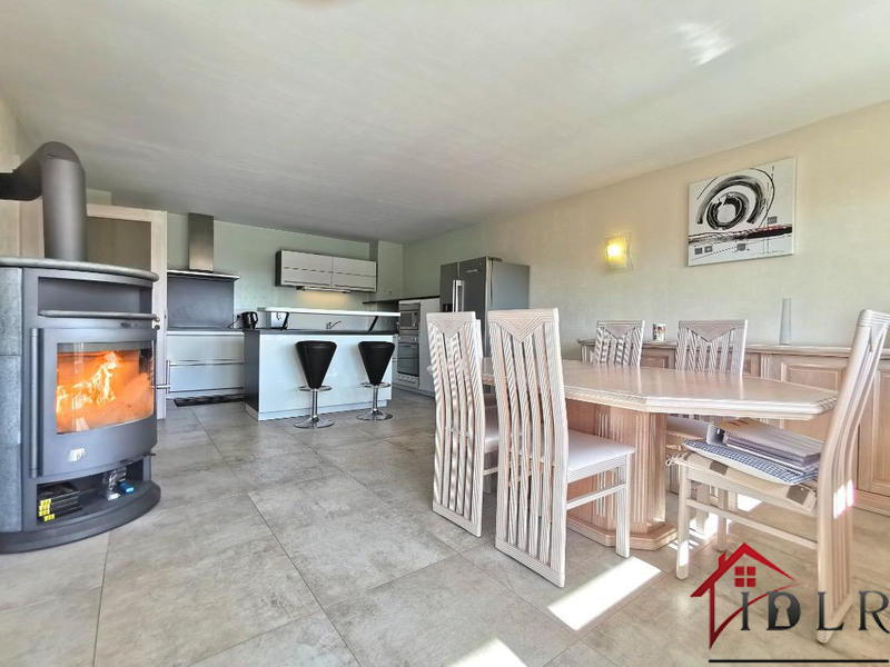 Appartement - 94 m² - 4 pièces