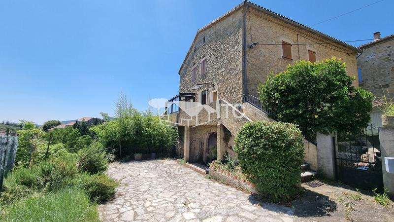 Maison - 120 m² - 4 pièces