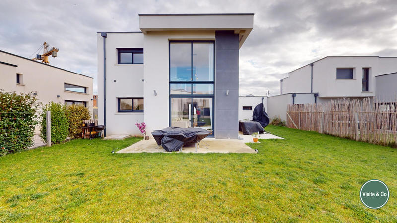 Maison traditionnelle - 133 m² - 6 pièces