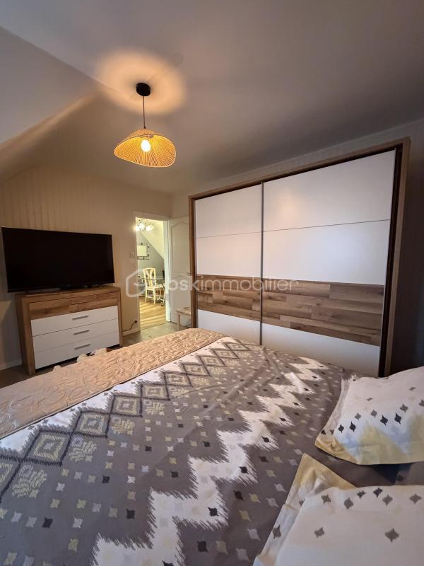 Maison traditionnelle - 145 m² - 7 pièces