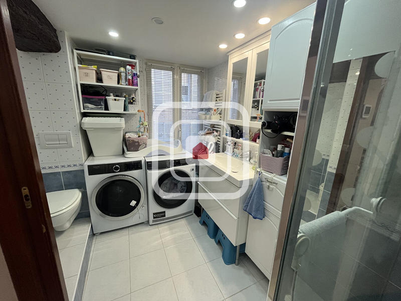 Maison - 141 m² - 6 pièces