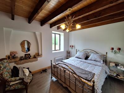 Maison traditionnelle - 145 m² - 7 pièces