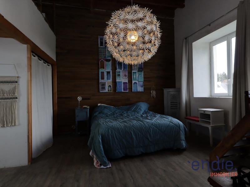 Maison - 300 m² - 10 pièces